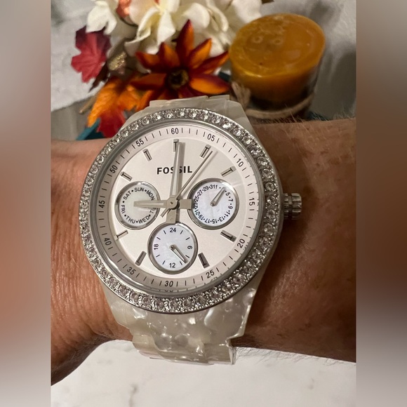 RARE Fossil Stella model ES2790 crystal accent resin analog quartz watch - Picture 8 of 9
